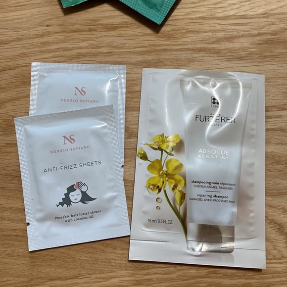 Lot of assorted cosmetics - Jentrey Kelley, Laritzy, Zuii, booda butter - Picture 8 of 9